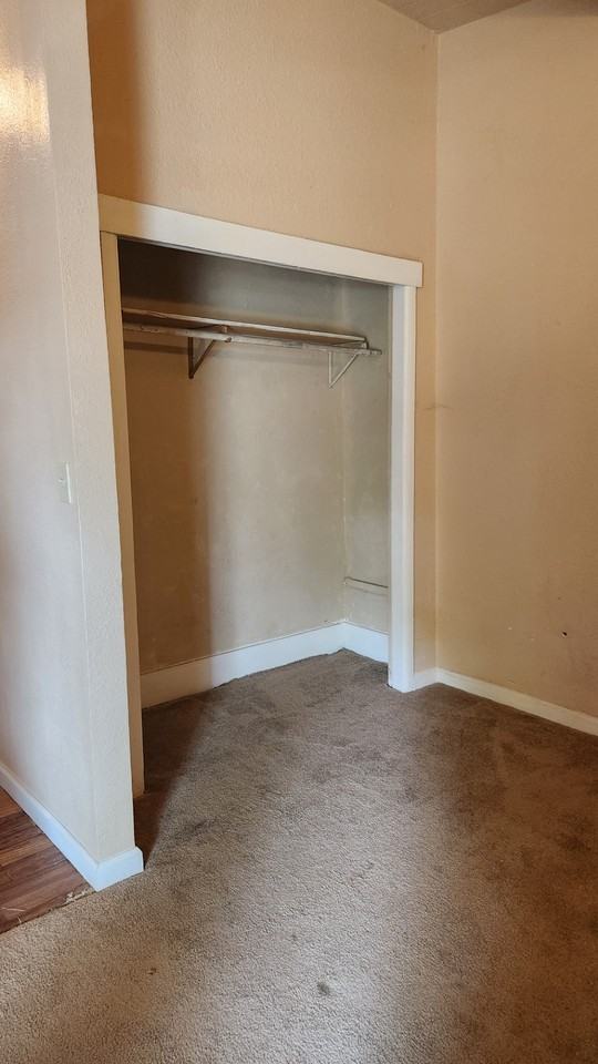 1018 4th Street - Photo 3 of 5