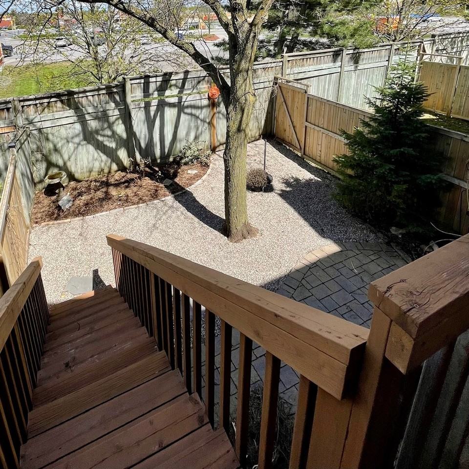 37 Crossing Bridge Court - Photo 3 of 12