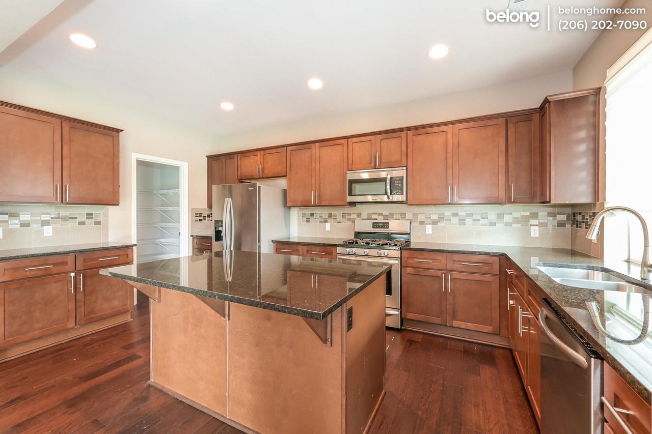 32226 50th Ct S - Photo 2 of 28