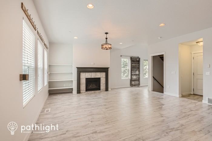 1204 E Roma Dr - Photo 2 of 22