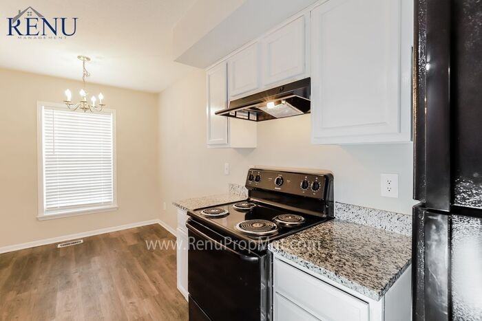 3515 Nw 71st Ter - Photo 2 of 17