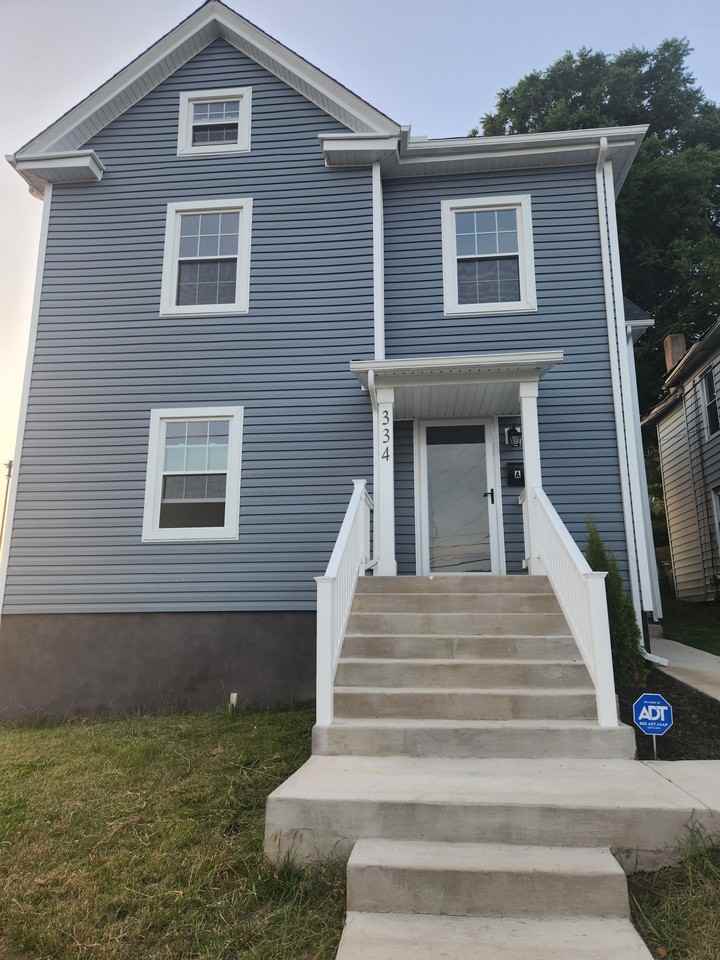 334 Tazewell Ave Se #A - Photo 2 of 18