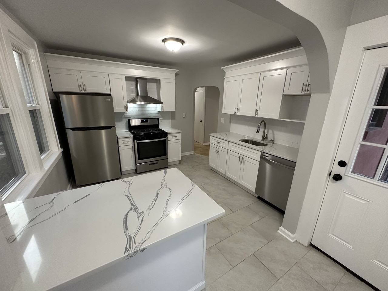 312 Roff Ave #1 - Photo 3 of 13