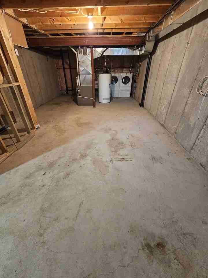 Hagersville townhouse - Photo 2 of 16