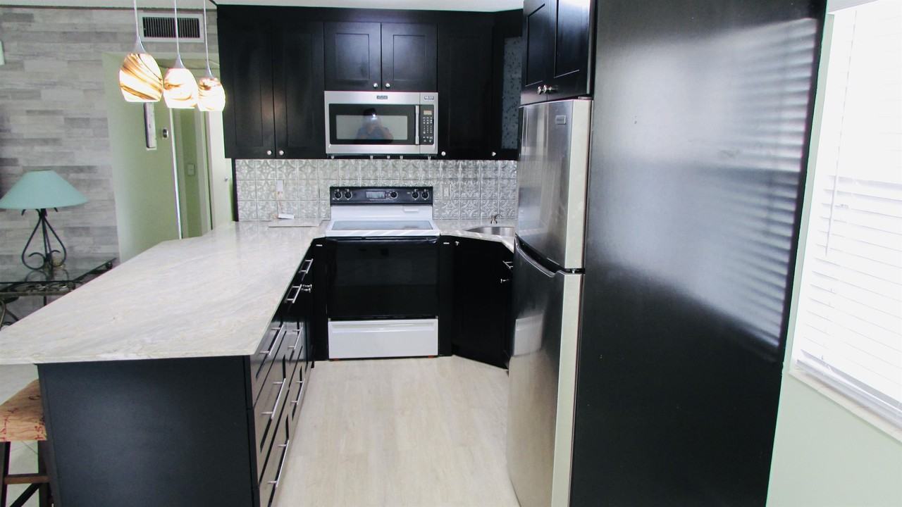 236 Newport O - 1 #1 - Photo 2 of 22