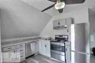 153 St George St #D - Photo 1 of 1