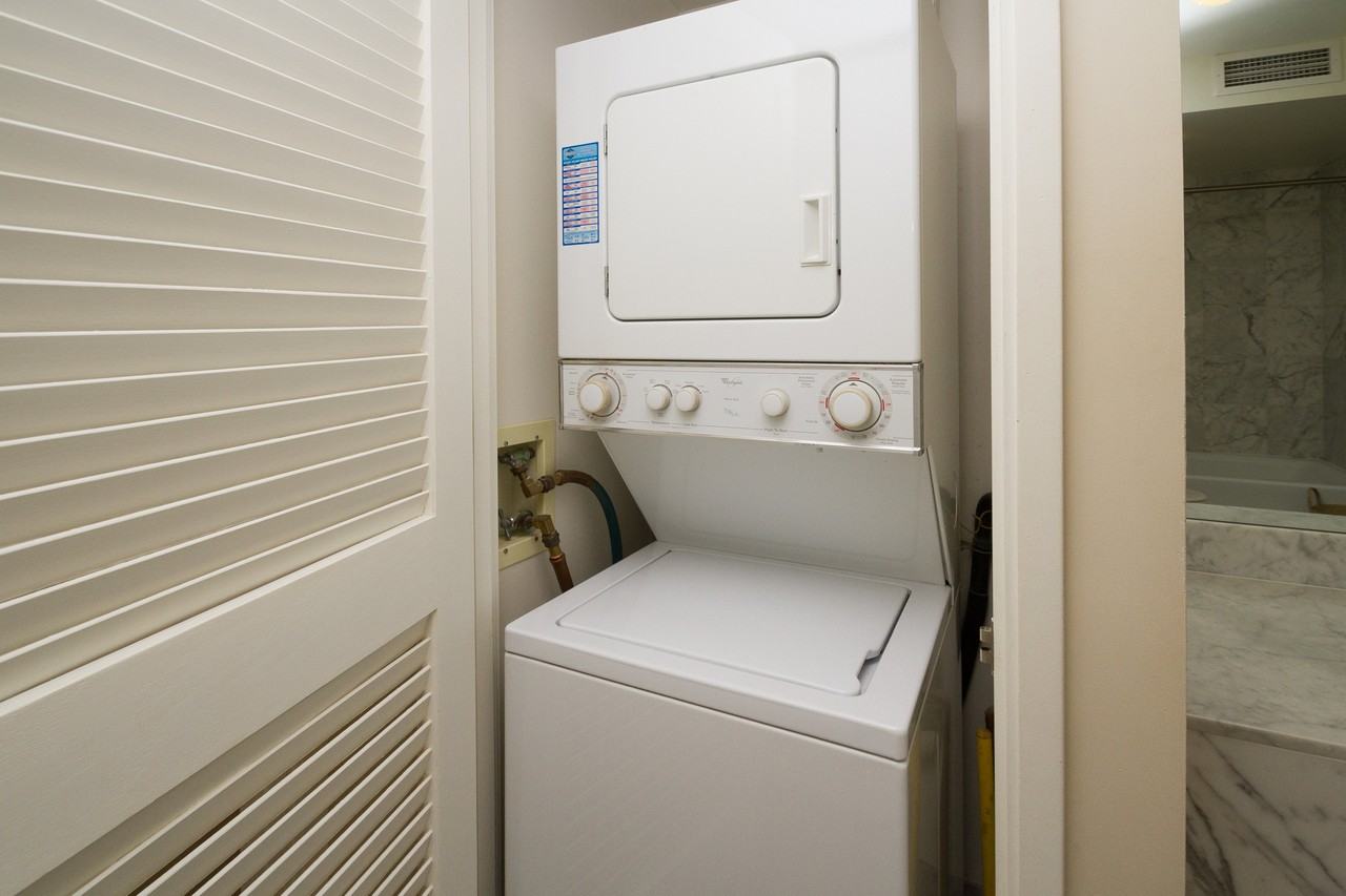 Piikoi St & Ala Moana Blvd - Photo 7 of 43