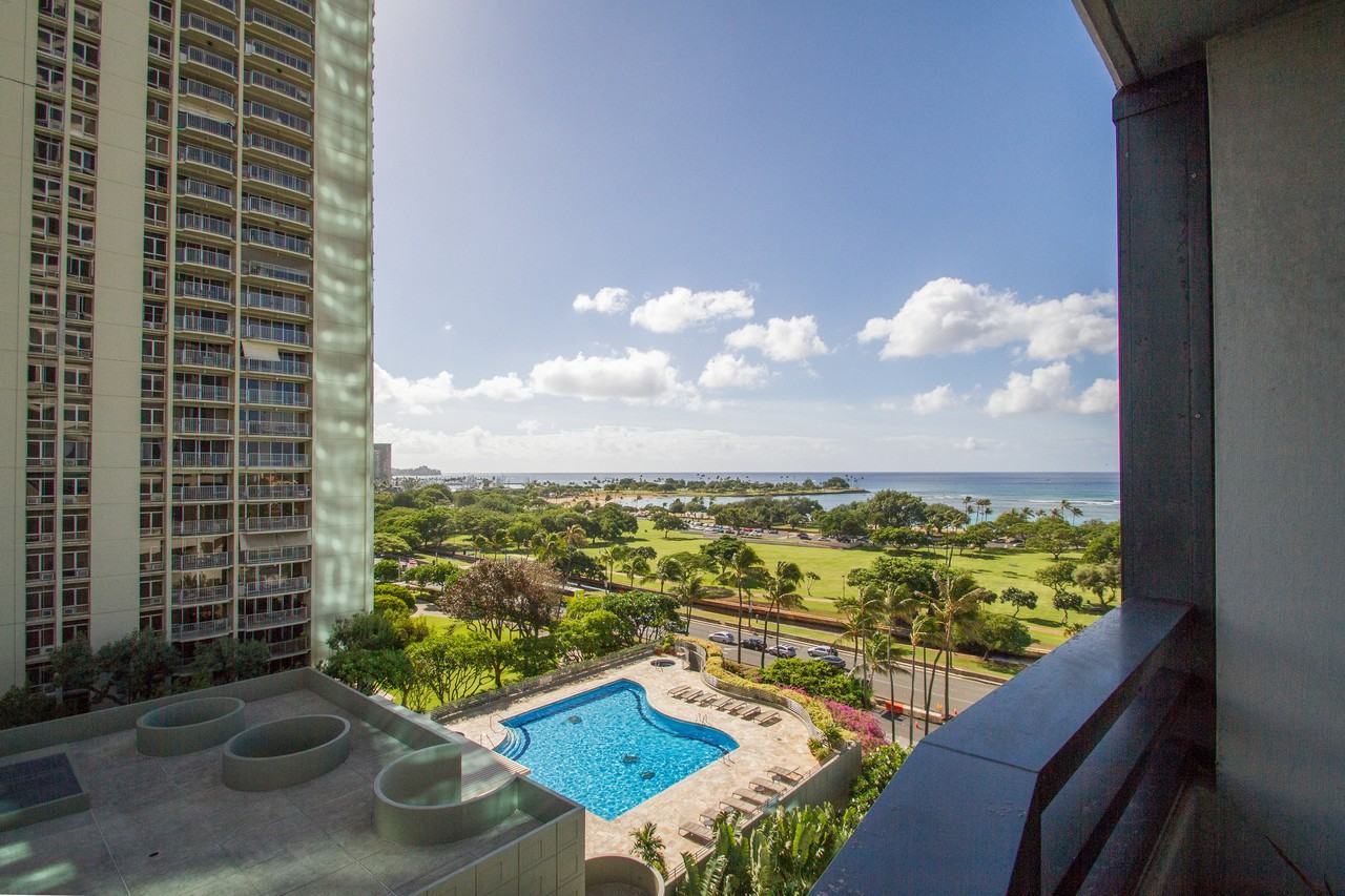 Piikoi St & Ala Moana Blvd, Urban Honolulu, HI 96814 2 Bedroom Condo