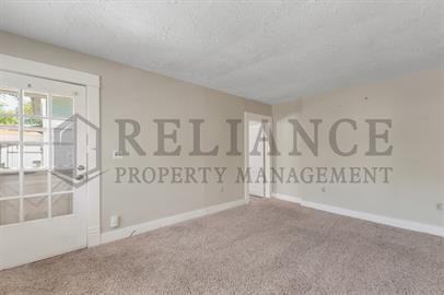 1019 W Franklin St - Photo 2 of 14