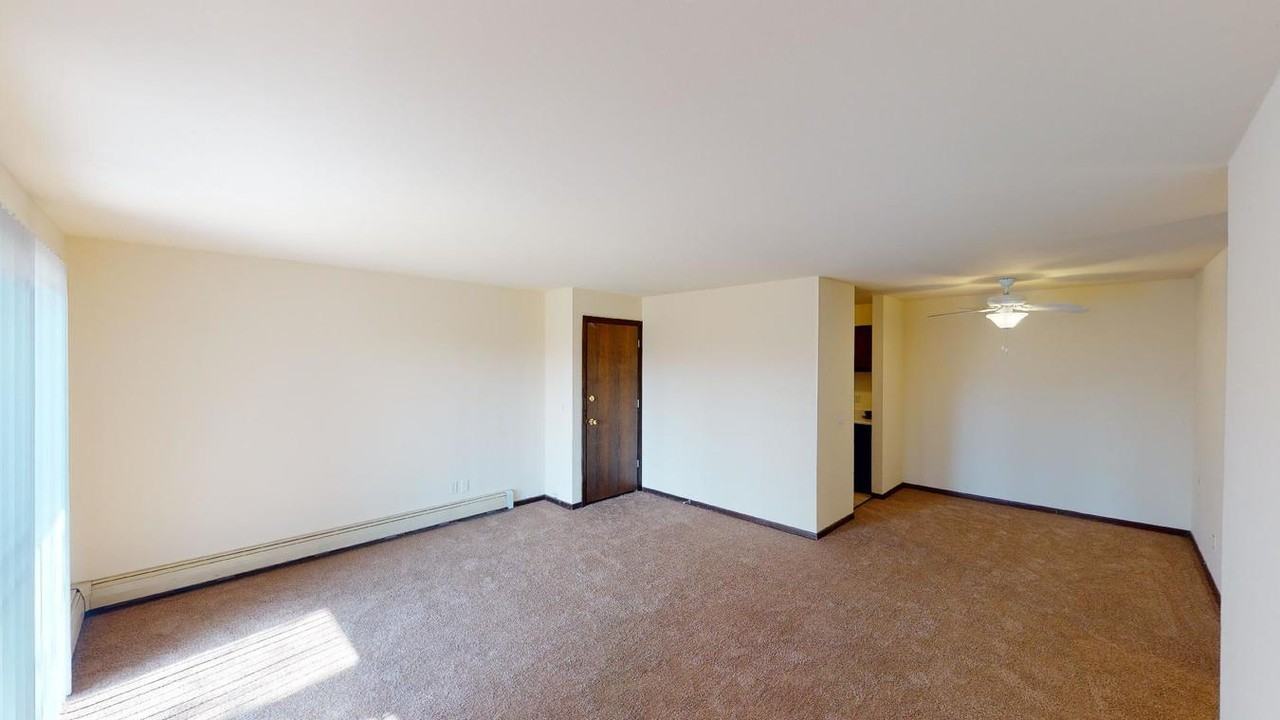 1933-2233 Wyoming Ave. - Photo 6 of 8