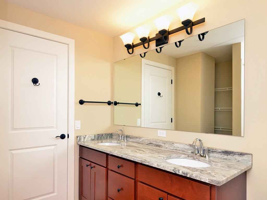 Pioneer Endicott - Photo 4 of 50