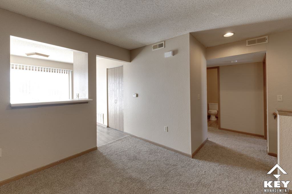 Country Meadow - Photo 7 of 16