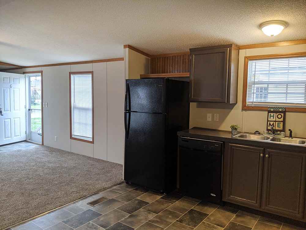 Treasure Park Creekside - Photo 4 of 16