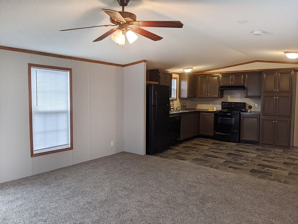 Treasure Park Creekside - Photo 5 of 16