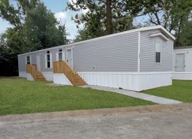 featured image of 7265 Forest Dr