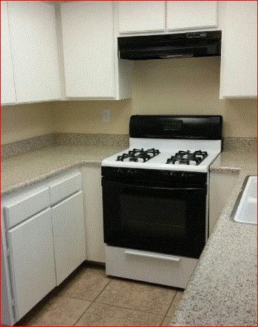 Lemon Ave Apts - Photo 3 of 16