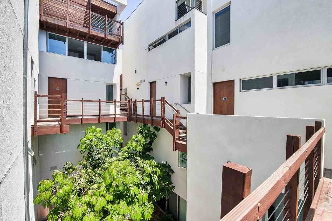 1941 Columbia - Photo 2 of 7