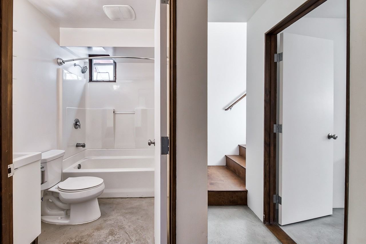 1941 Columbia - Photo 4 of 7