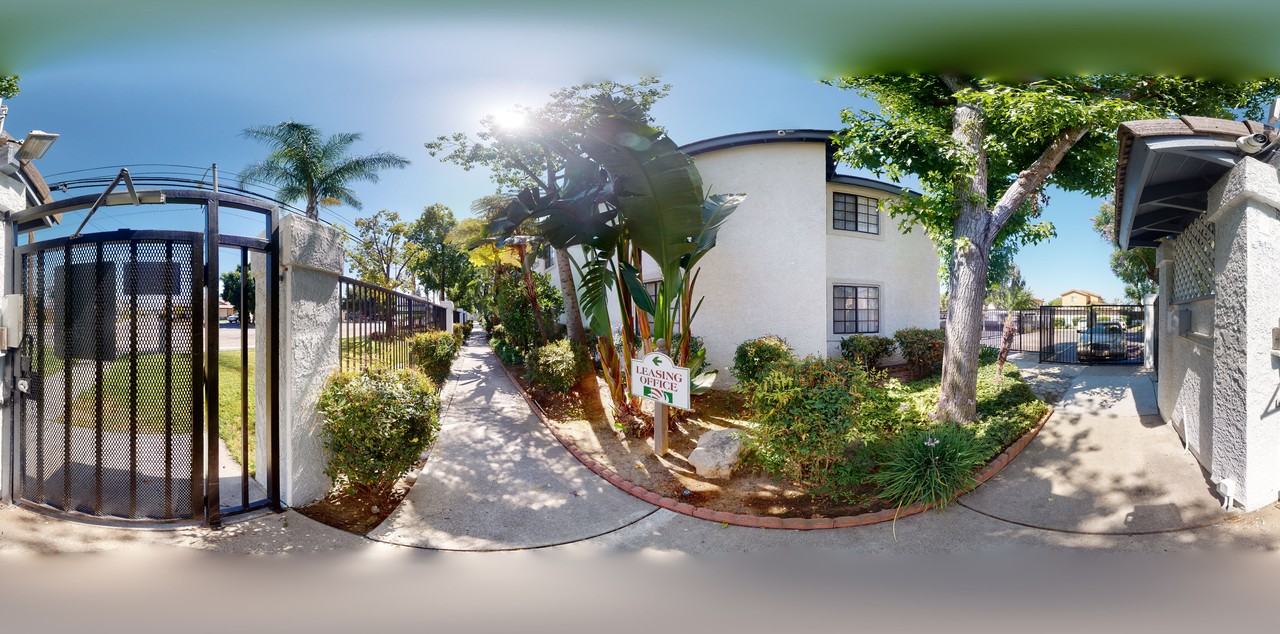 Casa Blanca - Photo 2 of 10