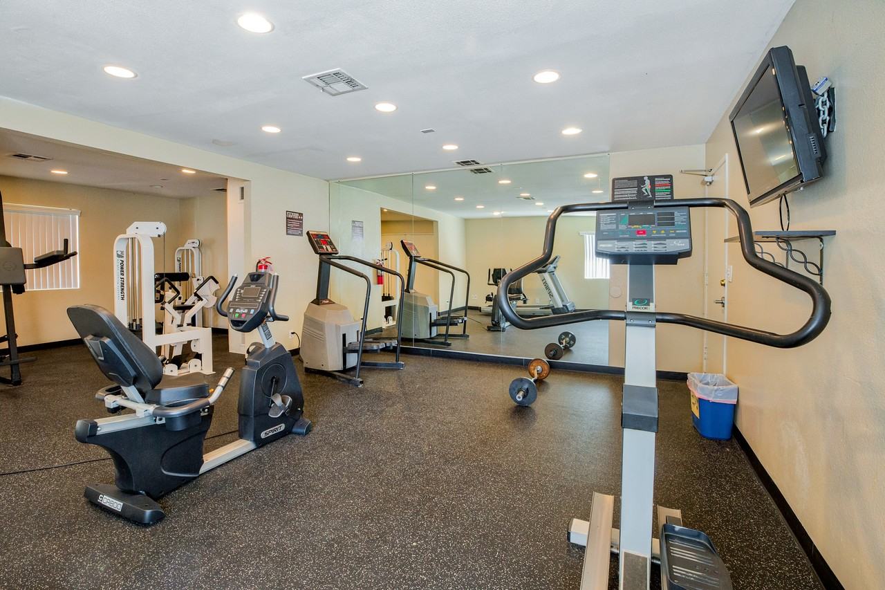 Casa Blanca - Photo 5 of 10