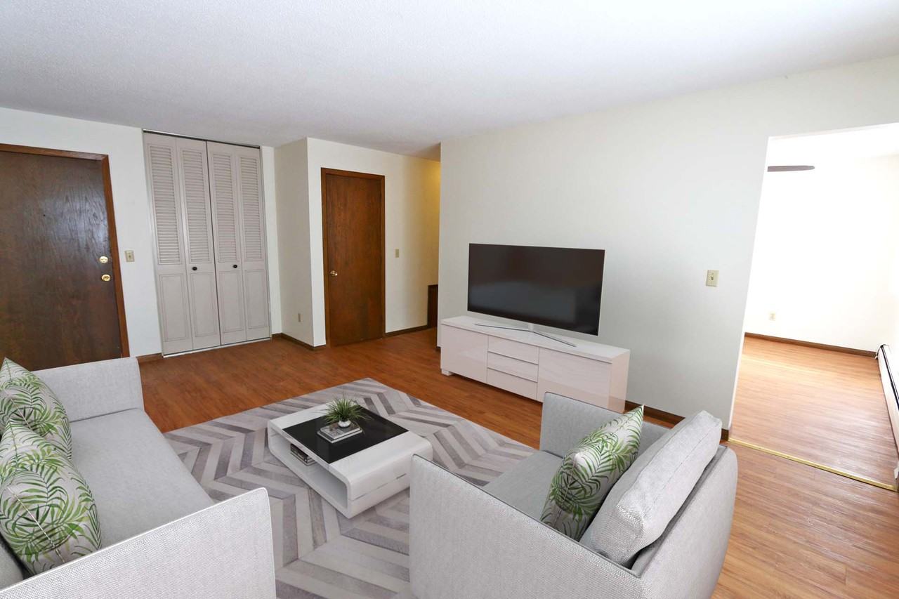 Alpine Apartments - Photo 2 of 22