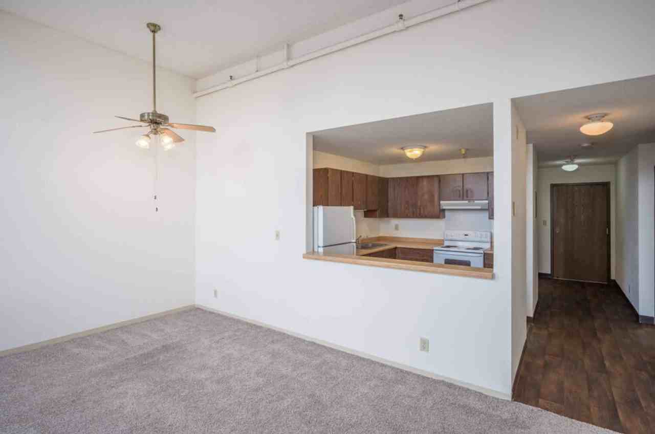 Heritage House - Photo 4 of 16