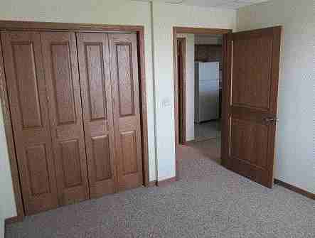 Broadview Towers - Photo 2 of 4