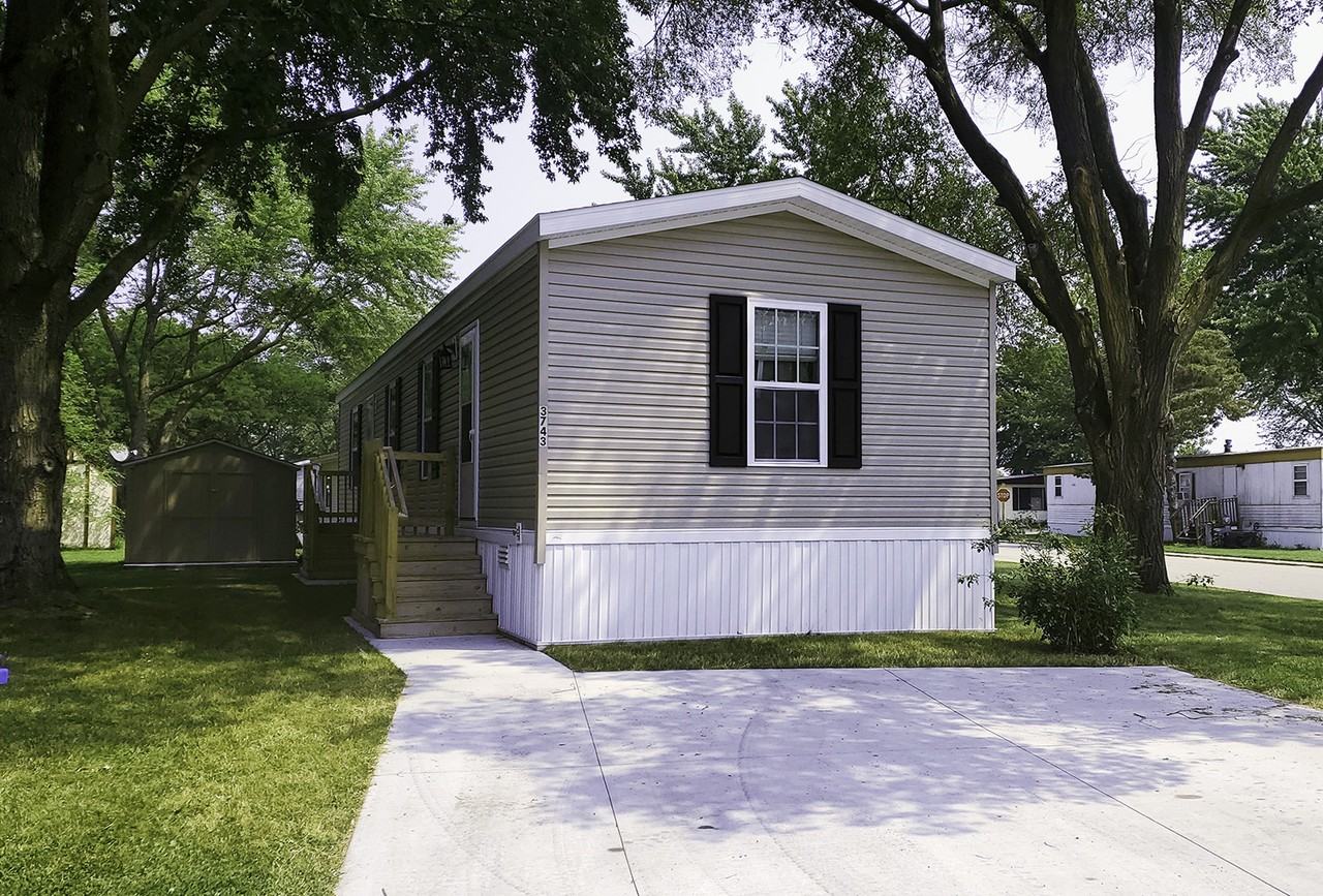 Alpine Village - Photo 2 of 7