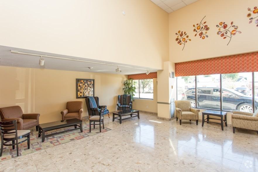 Malden Gardens - Photo 4 of 18