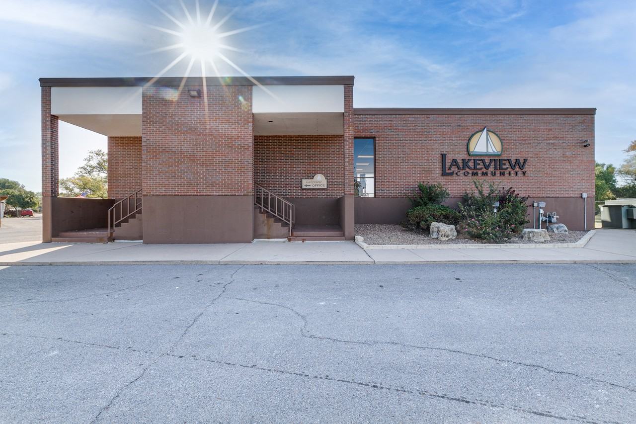 Lakeview Community - Photo 4 of 50