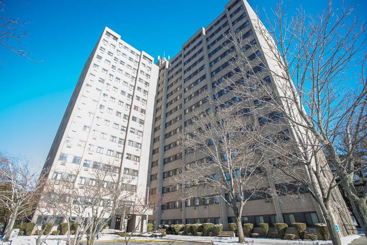 Harbor Towers - Photo 4 of 8