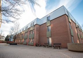 featured image of 656 Center St