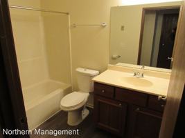 featured image of 4042 S Pine Ave