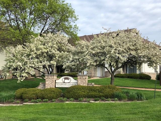 1909-95 S. 102Nd St - Windwood Clearing - Photo 3 of 41