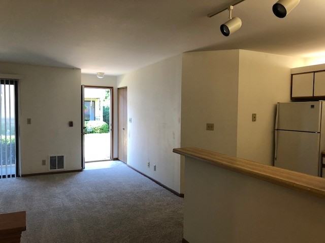 1909-95 S. 102Nd St - Windwood Clearing - Photo 5 of 13