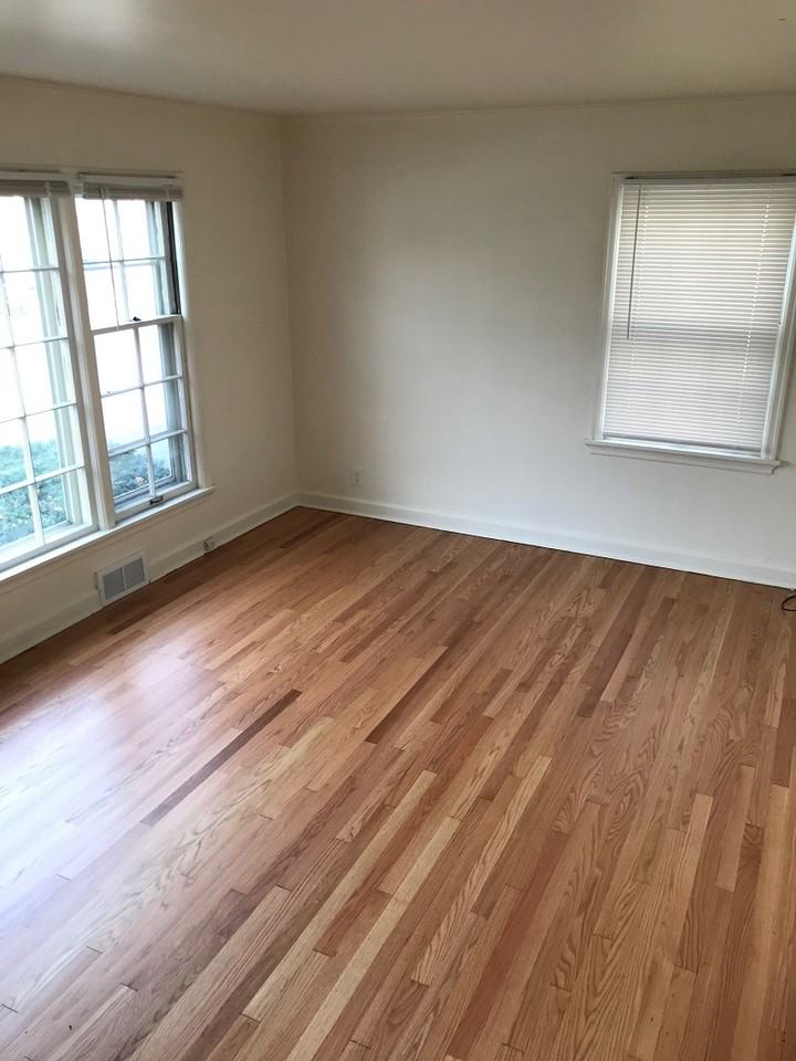 401 E. Henry Clay - Photo 4 of 8