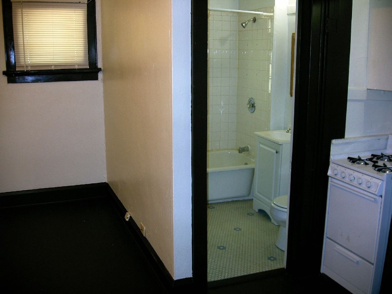 Wyngate Apartments - Photo 5 of 33