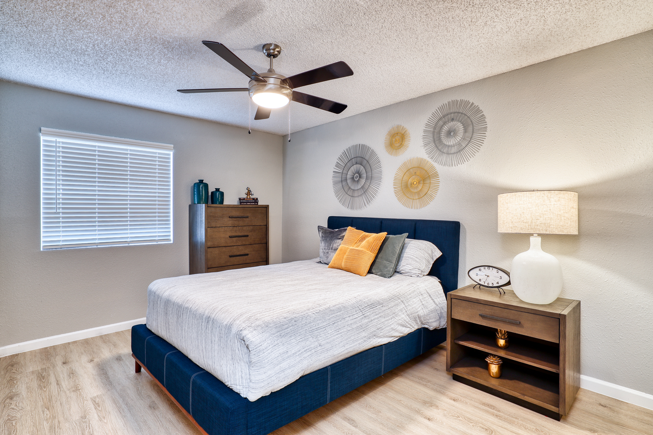 Jerome Apartments - Photo 6 of 27