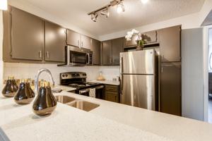 featured image of 4937 Waterway Ct