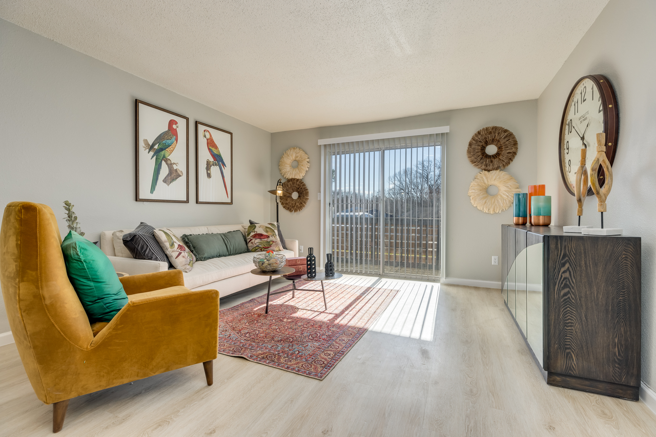 Winslow Apartments - Photo 2 of 27