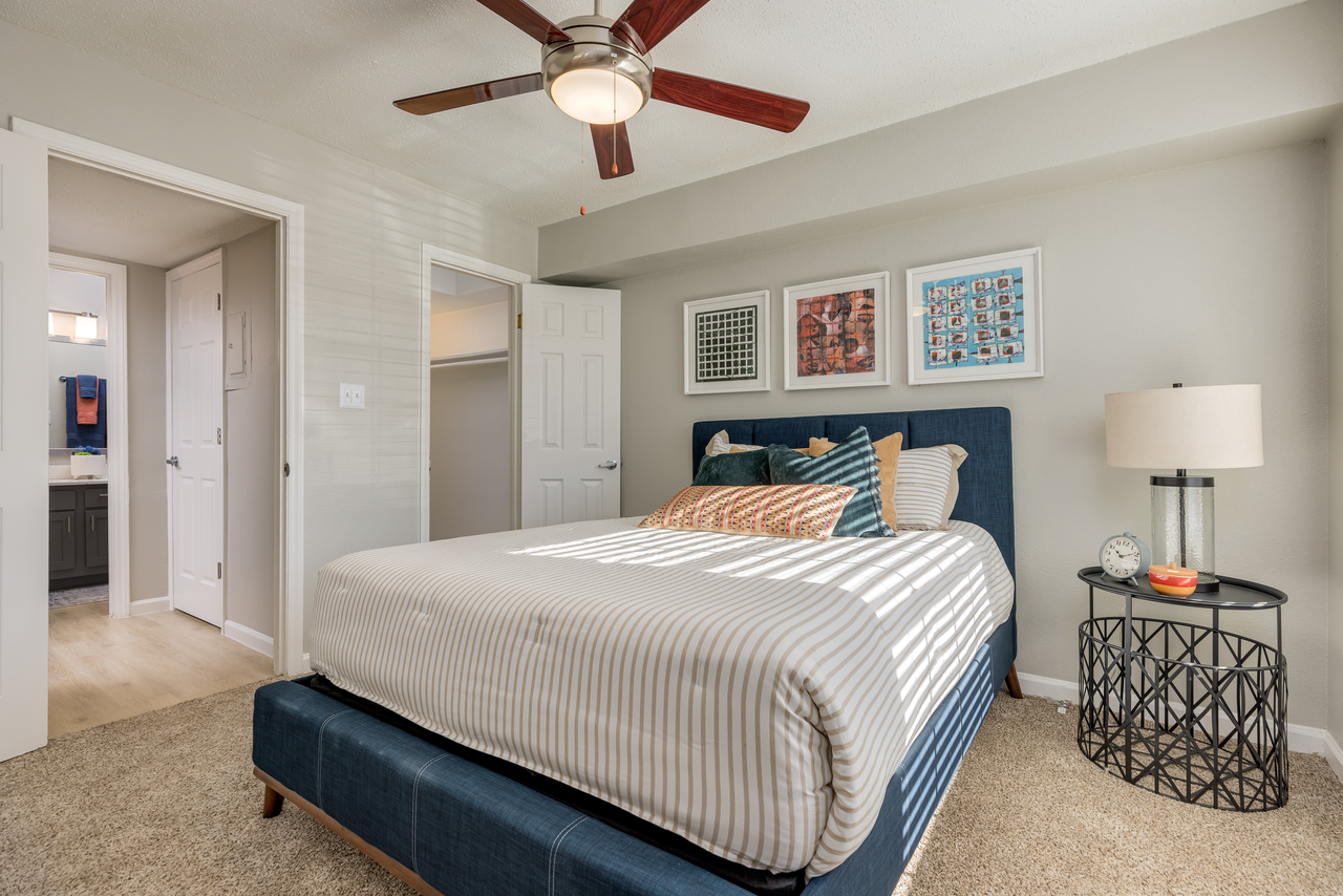 Winslow Apartments - Photo 6 of 27