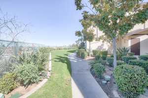 featured image of 2123 Honey Dr