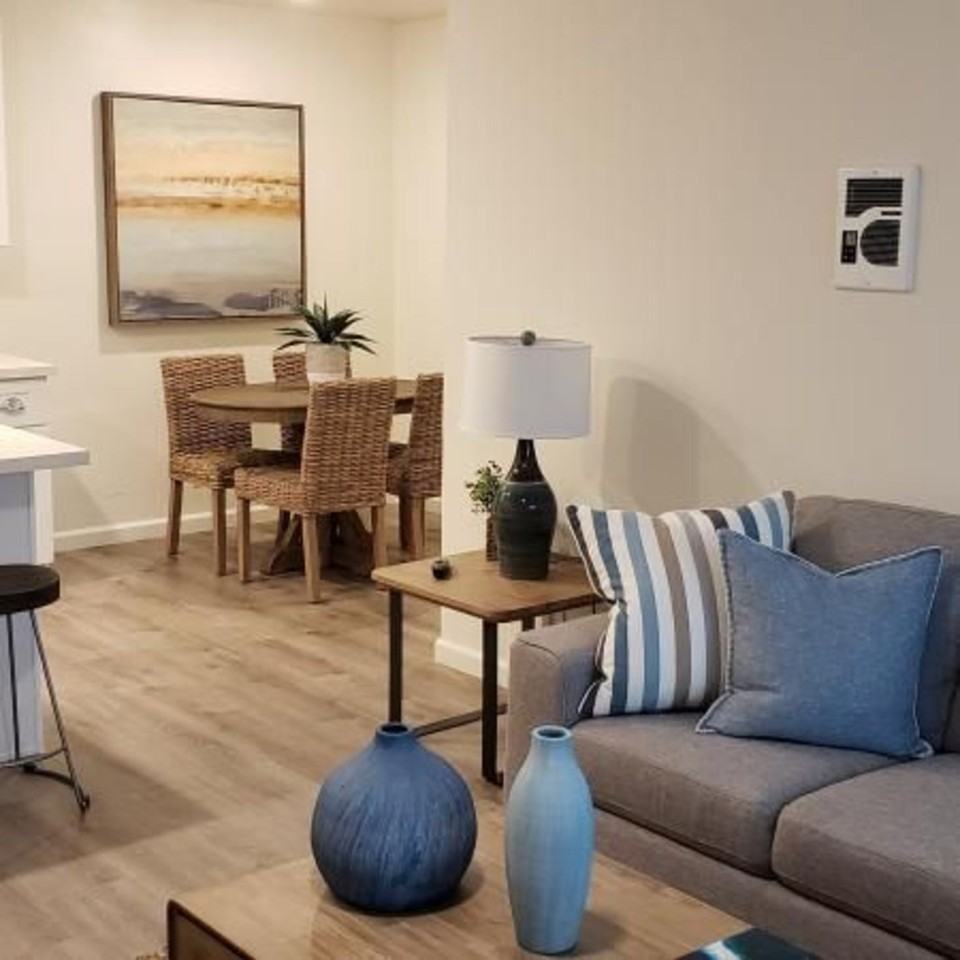 La Jolla Terrace - Photo 5 of 26