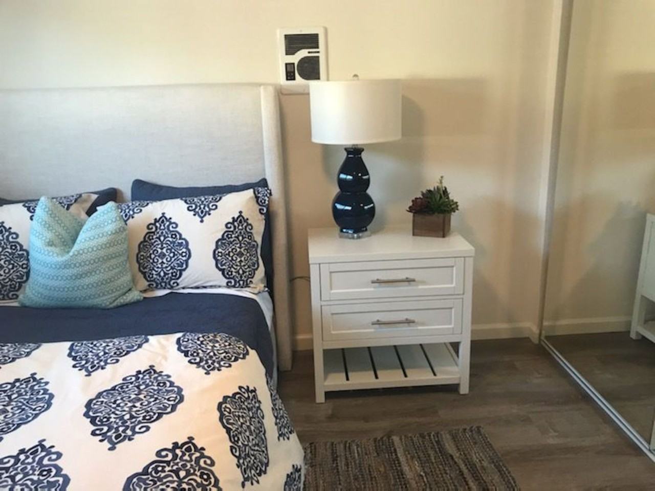 La Jolla Terrace - Photo 7 of 26