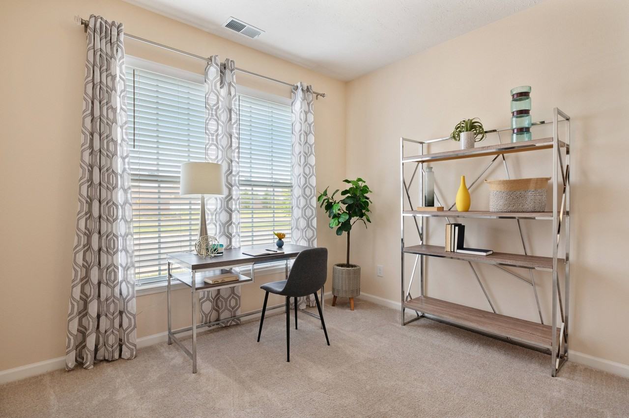 Hartshire Lakes Apartments - Photo 6 of 26