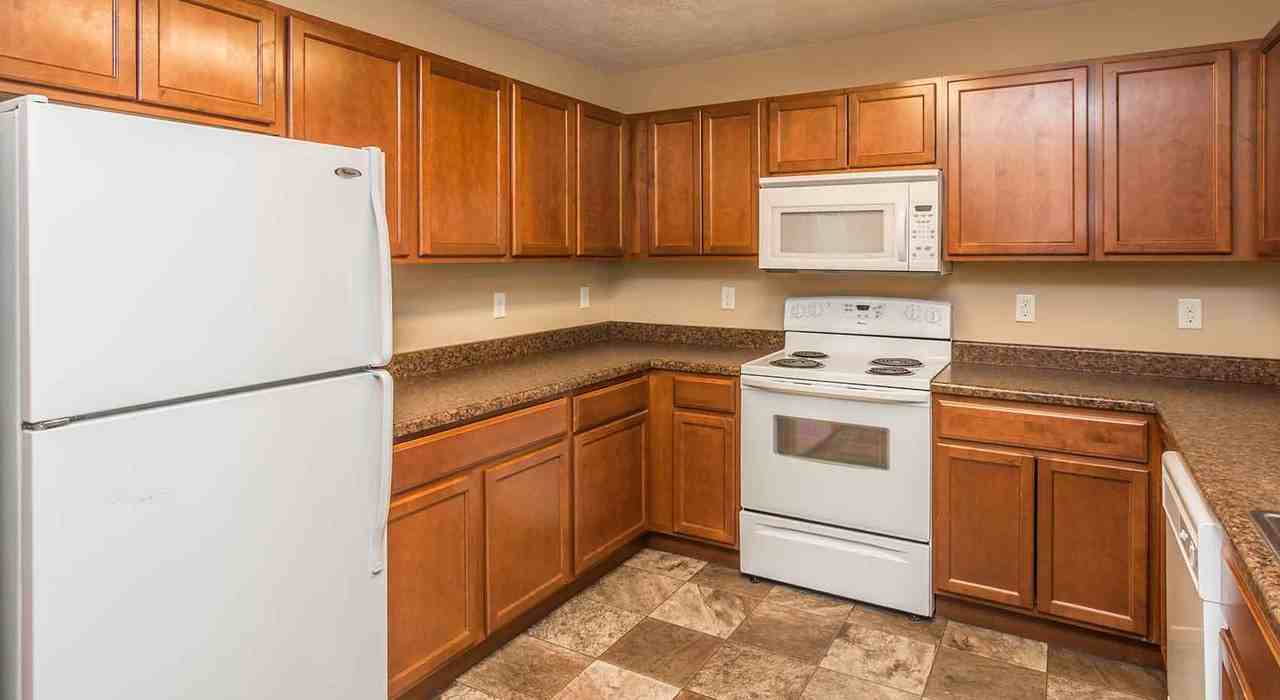 Deer Hollow I Apartments - Photo 2 of 28