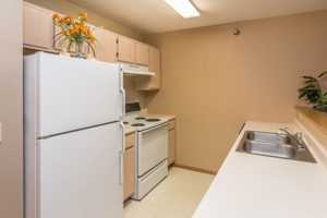 featured image of 1100 E Teakwood St