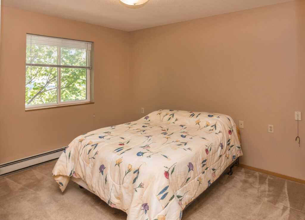 Split Rock - Photo 7 of 24