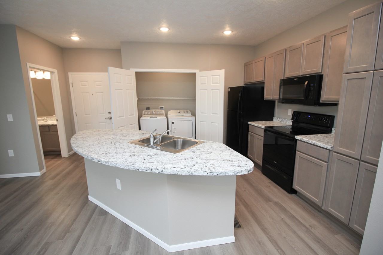 Vineyard Heights Apartments - Photo 2 of 50