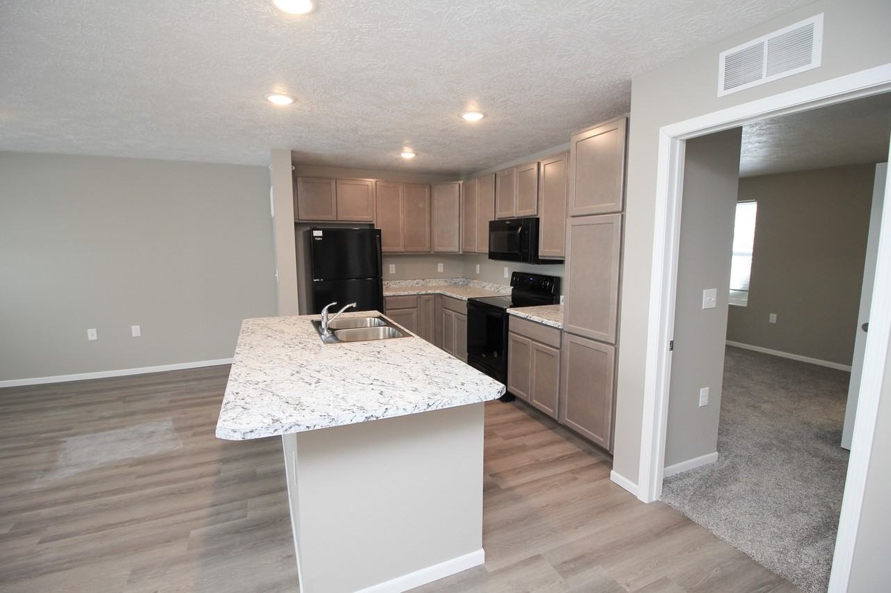 Vineyard Heights Apartments - Photo 4 of 50